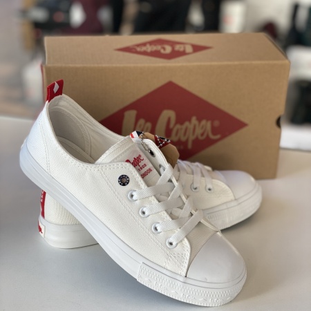 Lee Cooper tennised