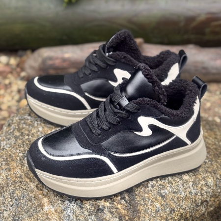 Aotoria saapad/tossud